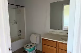 501 Travis Dr, Carlock, IL 61725 - Photo 11
