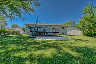 1099 Stratford Lane, Hanover Park, IL 60133 - Photo 21