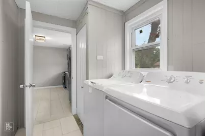 7101 W 115th Street, Worth, IL 60482 - Photo 9