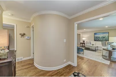 1326 S Fernandez Avenue, Arlington Heights, IL 60005 - Photo 5