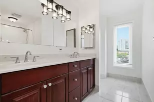 1174 E 53rd St, Chicago, IL 60615 - Photo 13