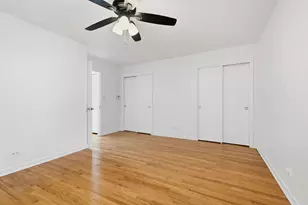 1174 E 53rd St, Chicago, IL 60615 - Photo 11