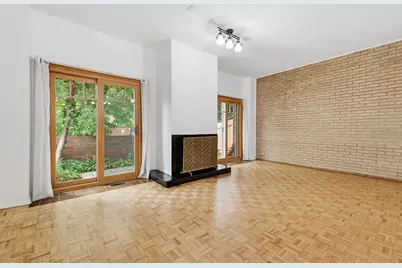 1174 E 53rd Street, Chicago, IL 60615 - Photo 5