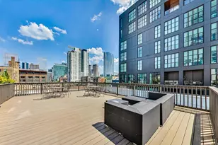 110 N Peoria St, Chicago, IL 60607 - Photo 19