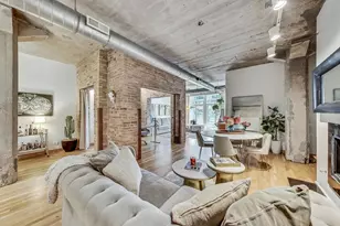 110 N Peoria St, Chicago, IL 60607 - Photo 5