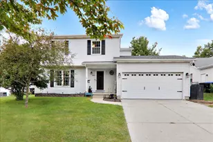 2805 Rocksbury Dr, Bloomington, IL 61705 - Photo 33