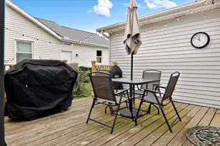 2805 Rocksbury Dr, Bloomington, IL 61705 - Photo 31