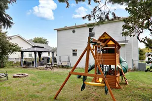 2805 Rocksbury Dr, Bloomington, IL 61705 - Photo 27
