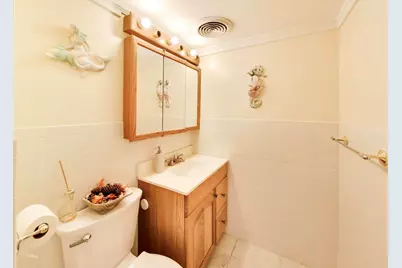 911 S Elmhurst Road, Mount Prospect, IL 60056 - Photo 17
