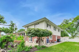 911 S Elmhurst Rd, Mount Prospect, IL 60056 - Photo 37