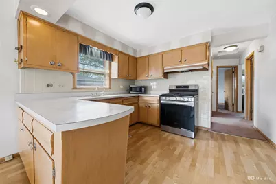 9305 Major Avenue, Oak Lawn, IL 60453 - Photo 11