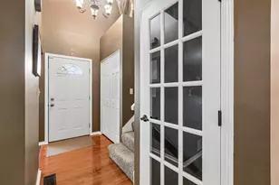 1806 Midday Dr, Zion, IL 60099 - Photo 3
