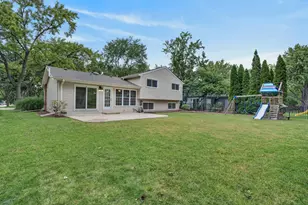 352 Berry Dr, Naperville, IL 60540 - Photo 23