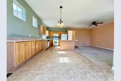 21100 Serene Lake Way, Crest Hill, IL 60403 - Photo 27