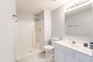 1102 Coventry Cir, Glendale Heights, IL 60139 - Photo 21