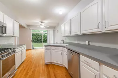 1102 Coventry Circle #1102, Glendale Heights, IL 60139 - Photo 9