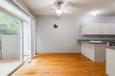 1102 Coventry Circle #1102, Glendale Heights, IL 60139 - Photo 5