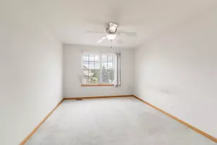 1102 Coventry Cir, Glendale Heights, IL 60139 - Photo 13