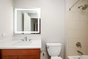 850 N Lake Shore Dr, Chicago, IL 60611 - Photo 11