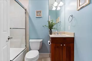 3736 N Fremont St, Chicago, IL 60613 - Photo 15