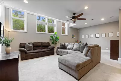 3736 N Fremont Street #1, Chicago, IL 60613 - Photo 19