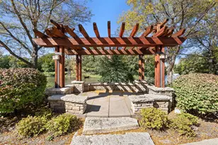 860 Weidner Rd, Buffalo Grove, IL 60089 - Photo 23