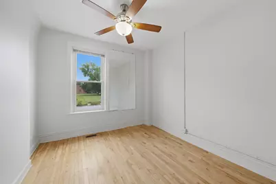 24 S Sacramento Boulevard, Chicago, IL 60612 - Photo 23