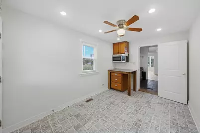 24 S Sacramento Boulevard, Chicago, IL 60612 - Photo 13