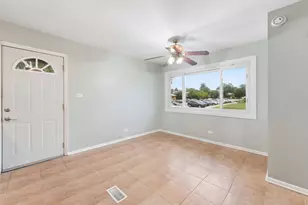 7030 W Carol Ave, Niles, IL 60714 - Photo 15