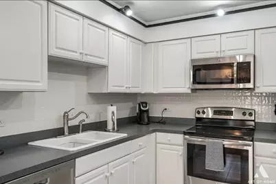 1201 W Diversey Parkway #3A, Chicago, IL 60614 - Photo 9