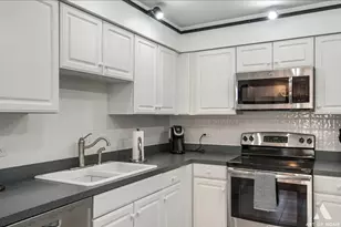 1201 W Diversey Pkwy, Chicago, IL 60614 - Photo 9