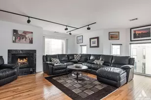 1201 W Diversey Pkwy, Chicago, IL 60614 - Photo 13