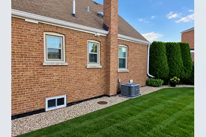 5659 N Olcott Avenue, Chicago, IL 60631 - Photo 17