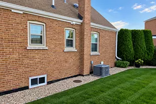 5659 N Olcott Ave, Chicago, IL 60631 - Photo 17