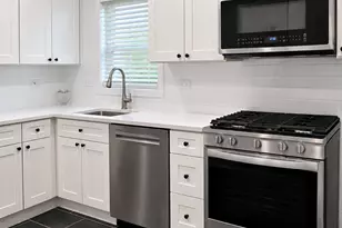 5659 N Olcott Ave, Chicago, IL 60631 - Photo 5