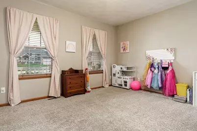 651 Ashleigh Lane, Roscoe, IL 61073 - Photo 11