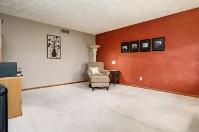 651 Ashleigh Lane, Roscoe, IL 61073 - Photo 7