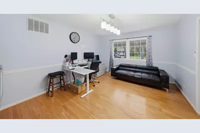 894 E Schirra Drive, Palatine, IL 60074 - Photo 5