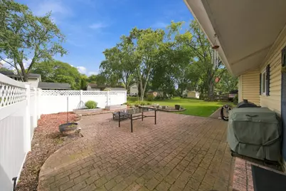 894 E Schirra Drive, Palatine, IL 60074 - Photo 17