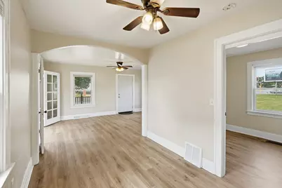 1266 N Schuyler Avenue, Kankakee, IL 60901 - Photo 5