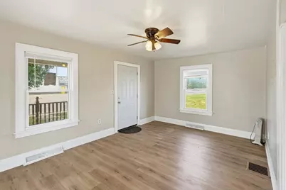 1266 N Schuyler Avenue, Kankakee, IL 60901 - Photo 3