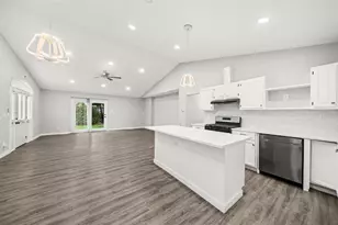 112 Liverpool Dr, Poplar Grove, IL 61065 - Photo 9