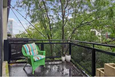 1150 W 15th Street #306, Chicago, IL 60608 - Photo 17
