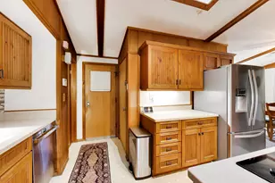26980 N Fairfield Rd, Wauconda, IL 60084 - Photo 11