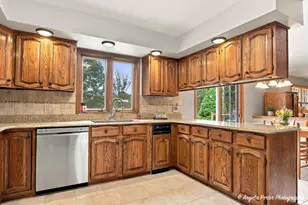 2312 N Long Ln, McHenry, IL 60051 - Photo 11