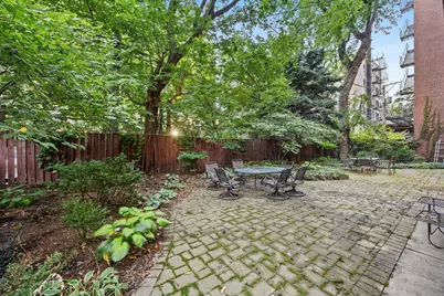 425 W Briar Place #1E, Chicago, IL 60657 - Photo 35