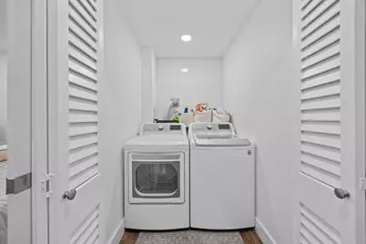 425 W Briar Place #1E, Chicago, IL 60657 - Photo 33