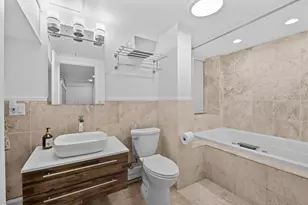 425 W Briar Pl, Chicago, IL 60657 - Photo 29