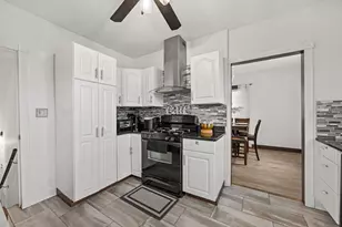 3611 Home Ave, Berwyn, IL 60402 - Photo 11
