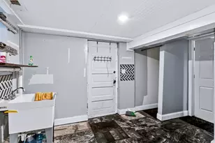 616 W 111th St, Chicago, IL 60628 - Photo 25